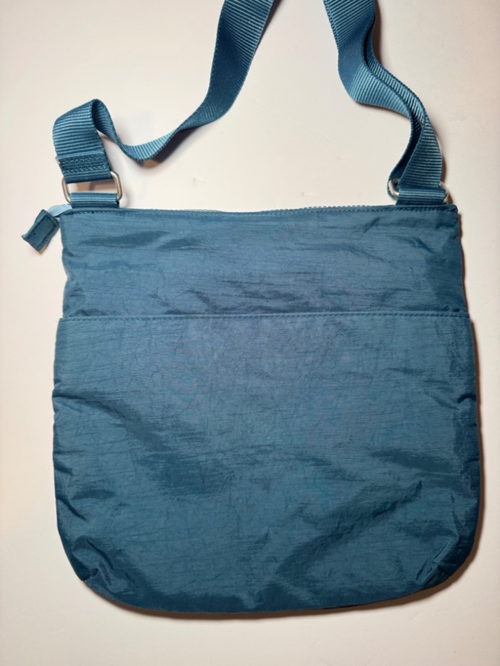 Baggallini Teal Lightweight Nylon Crossbody Travel Organizer Bag Multi Zip - Picture 4 of 5